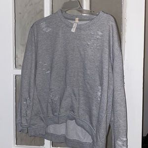 Ollie & Chloe by Jolie Grey Sweater with Rips.